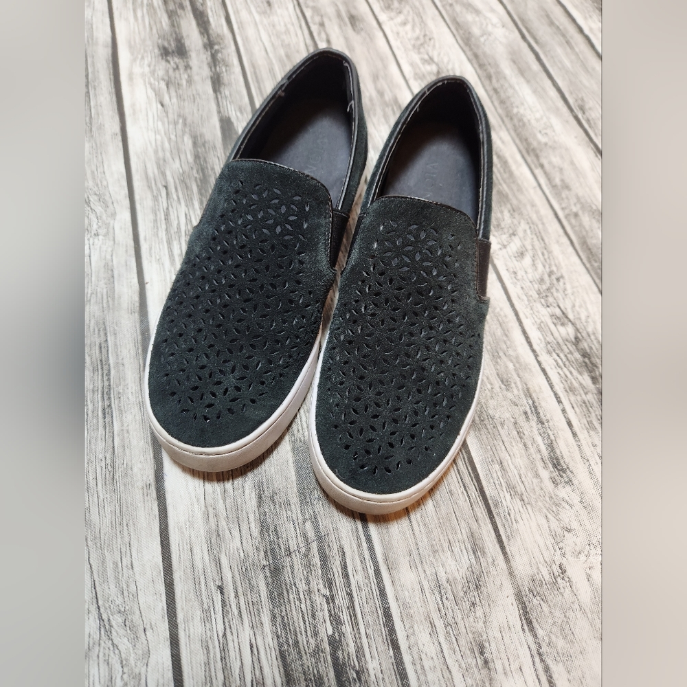 Vionic sneakers - Picture 9 of 10